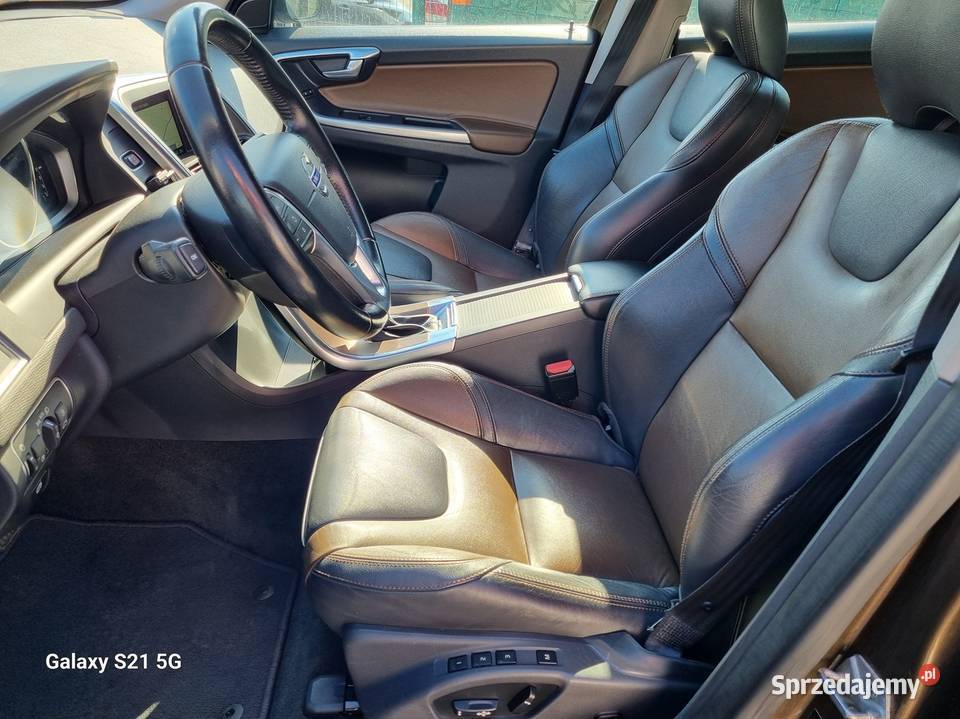 Volvo XC60 20 HDI 190 polski salon skóra