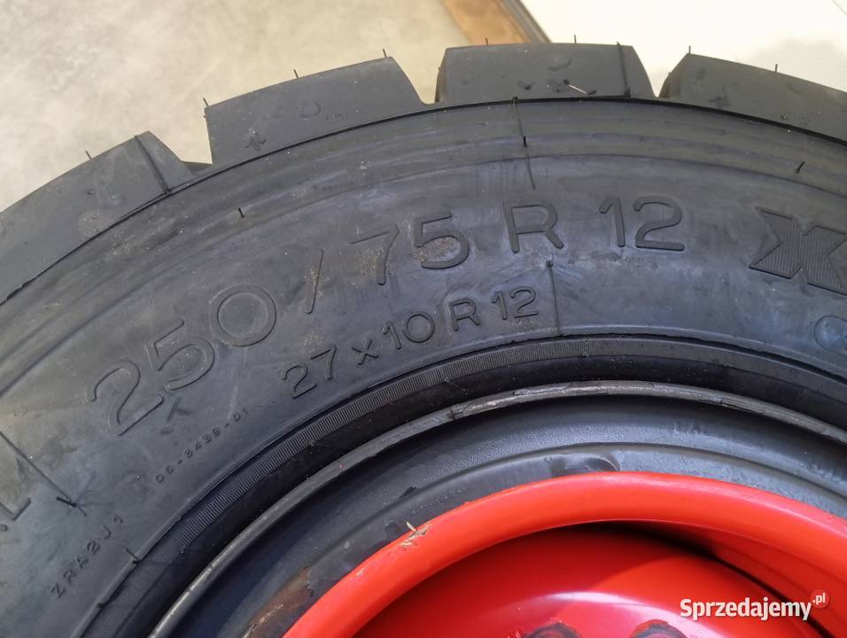 Koła pneumatyczne MICHELIN XZM do LINDE H30H35 Błędów