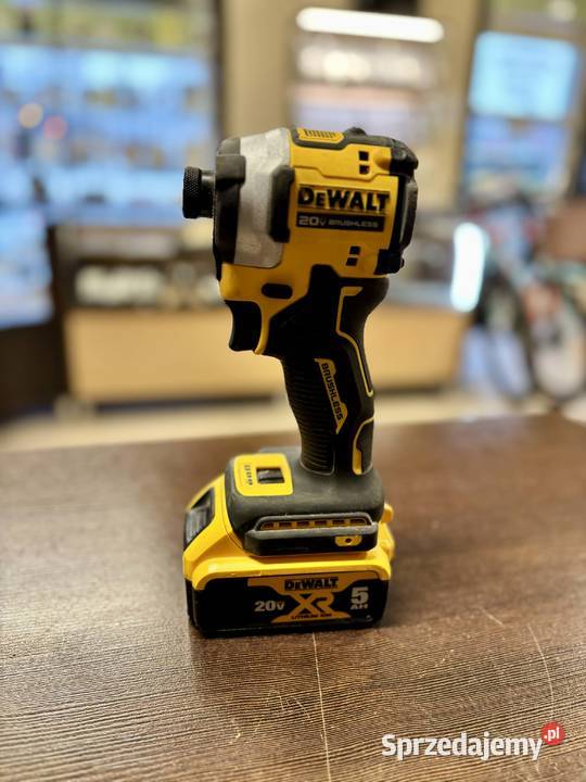 Zakrętarka udarowa akumulatorowa DeWalt DCF850N