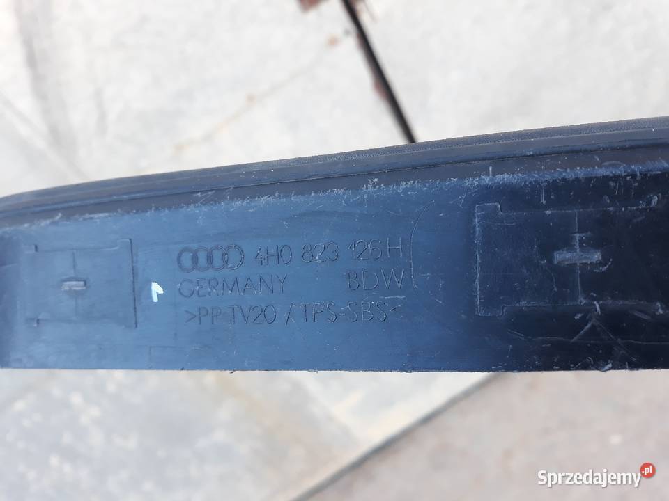 AUDI A8 D4 USZCZELKA MASKI POKRYWY SILNIKA Międzychód