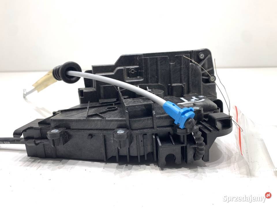 ZAMEK DRZWI PRAWY TYŁ MERCEDES CLS SportowyCoupe osobowe