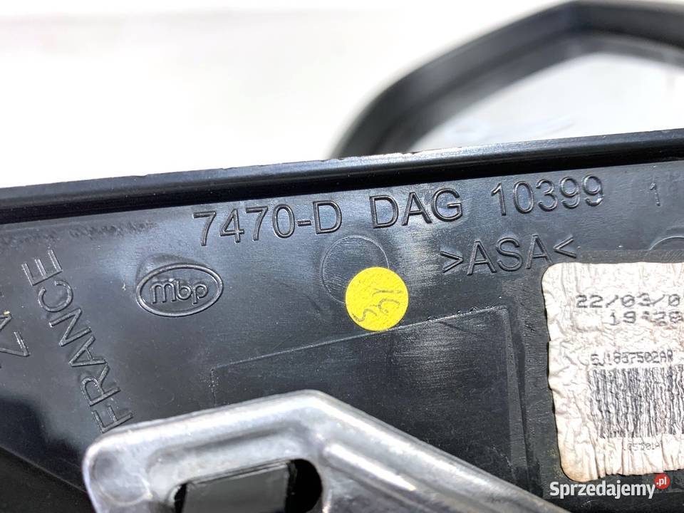 LUSTERKO PRAWY SKODA ROOMSTER Hatchback 0615