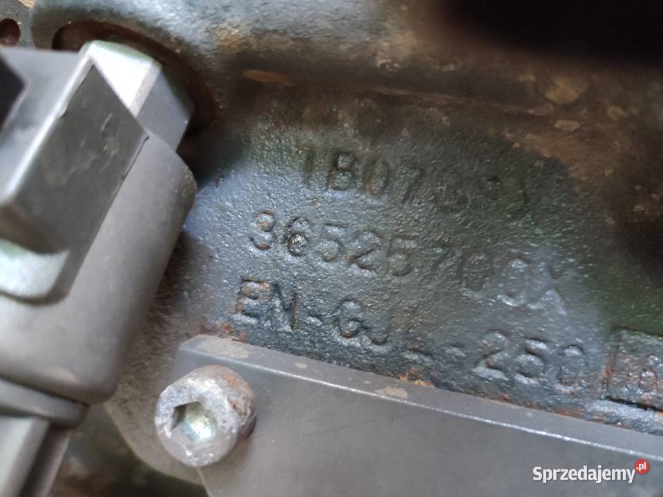 Skrzynia biegów 11902 TB 018E Valtra N 123 Wilkowo sprzedam