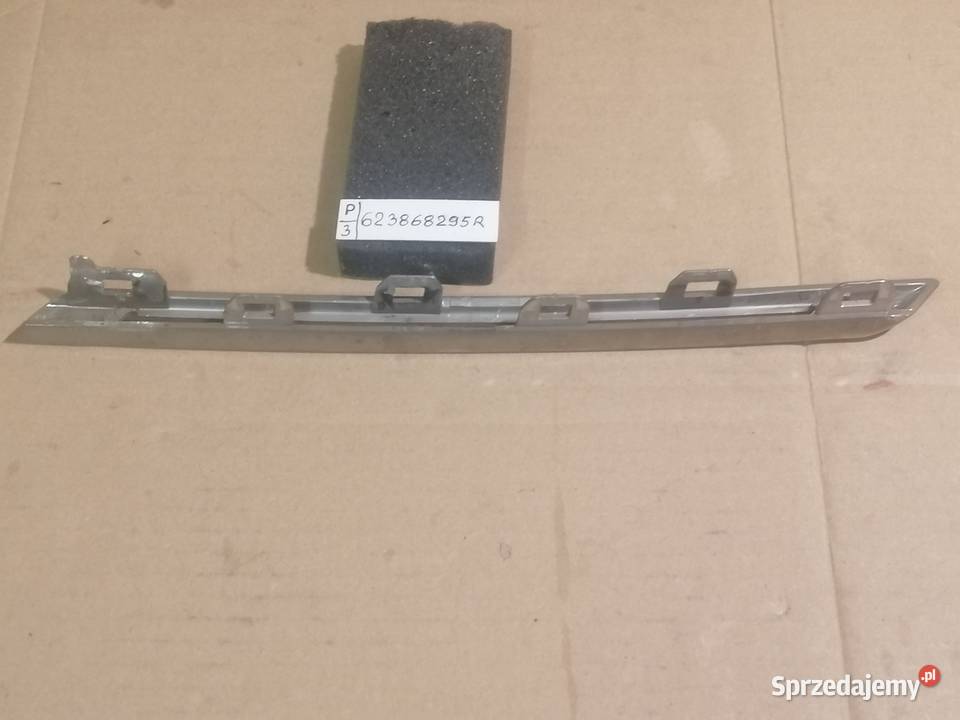 dolna listwa grilla prawa 623868295R Renault Piotrków Trybunalski