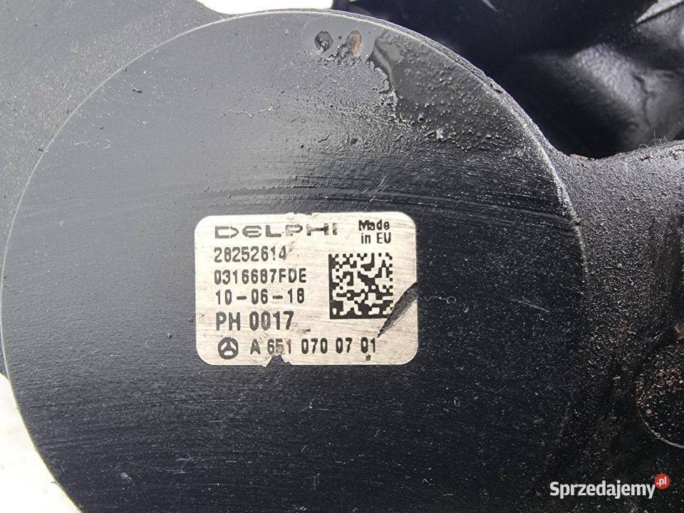 POMPA WTRYSKOWA MERCEDES EKLASA W212 A6510700701 sprzedam