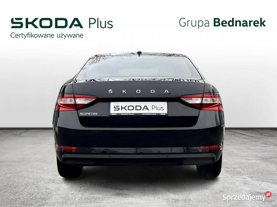 koda Superb Bezwypadkowy Salon Polska Serwis ASO kurtyny powietrzne łódzkie Łódź sprzedam