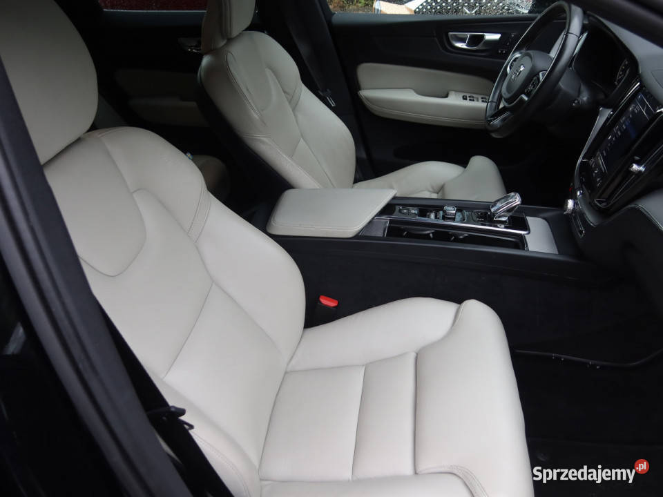 Volvo XC60 B5 AWD Katowice