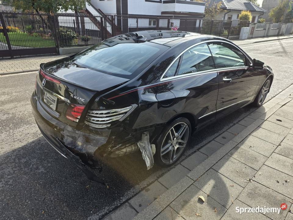 Mercedes Ecoupe E350 4matic radio Radom