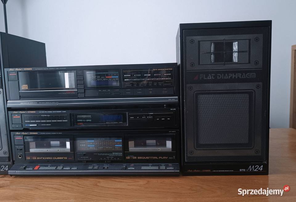 Wieża HiFi Fisher vintage magnetofon kasetowy Lubań