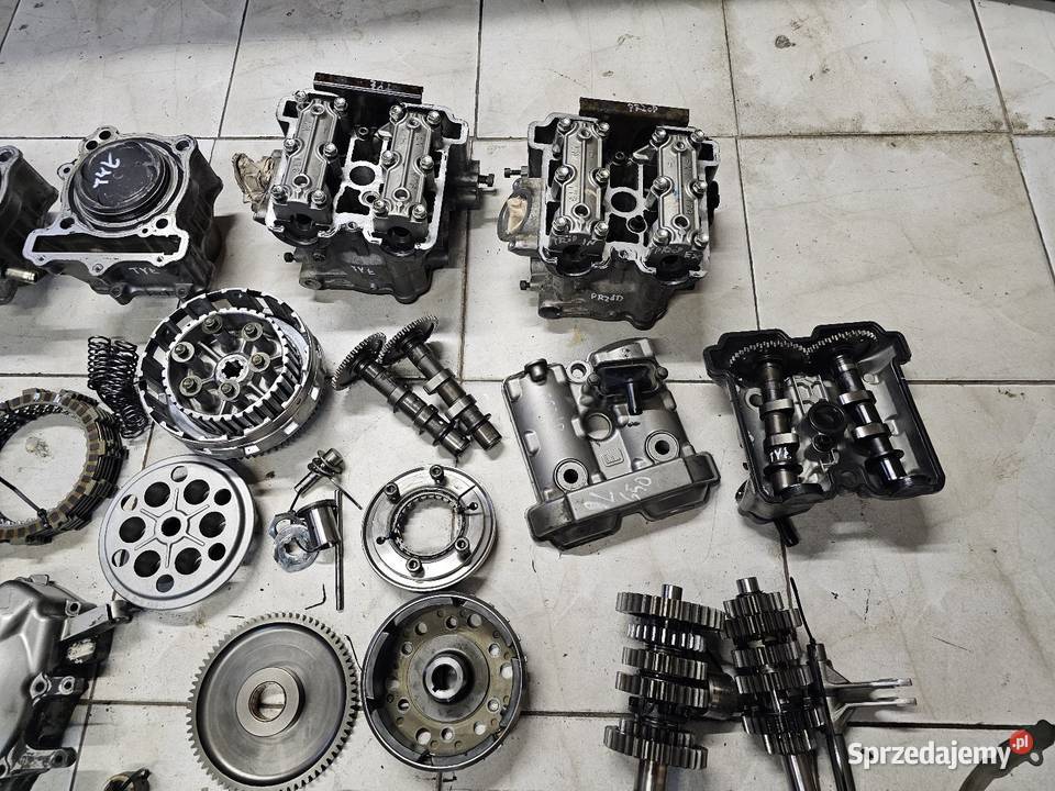 Honda DL 650 silnik części dl659 głowica Jelenia Góra