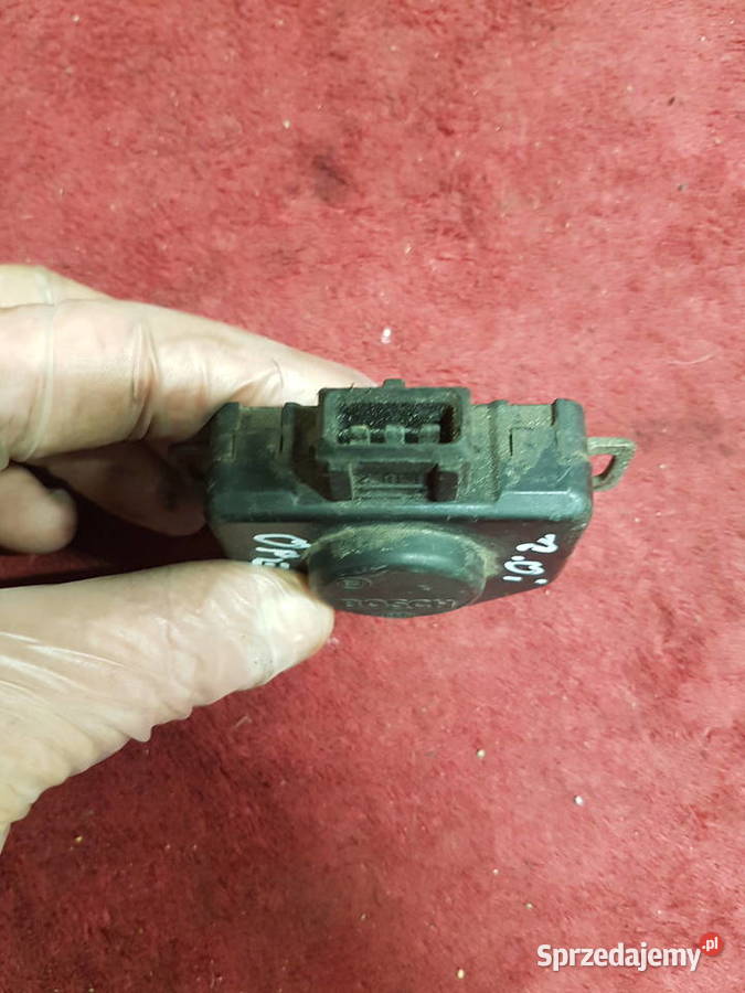 OPEL 20 BMW 30 CZUJNIK PRZEPUSTNICY REGULATOR Turek sprzedam