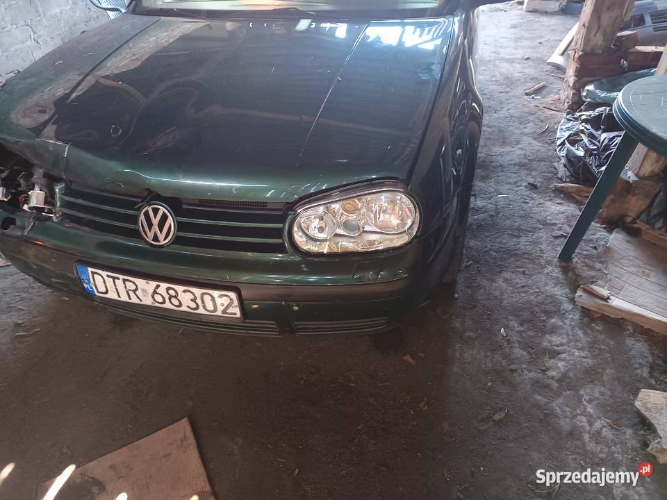 Sprzedam golfa z silnikiem części vałosc Wołów