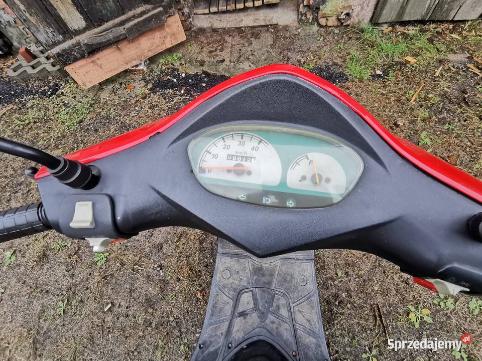 Sprzedam skuter Motocykle, skutery, quady sprzedam