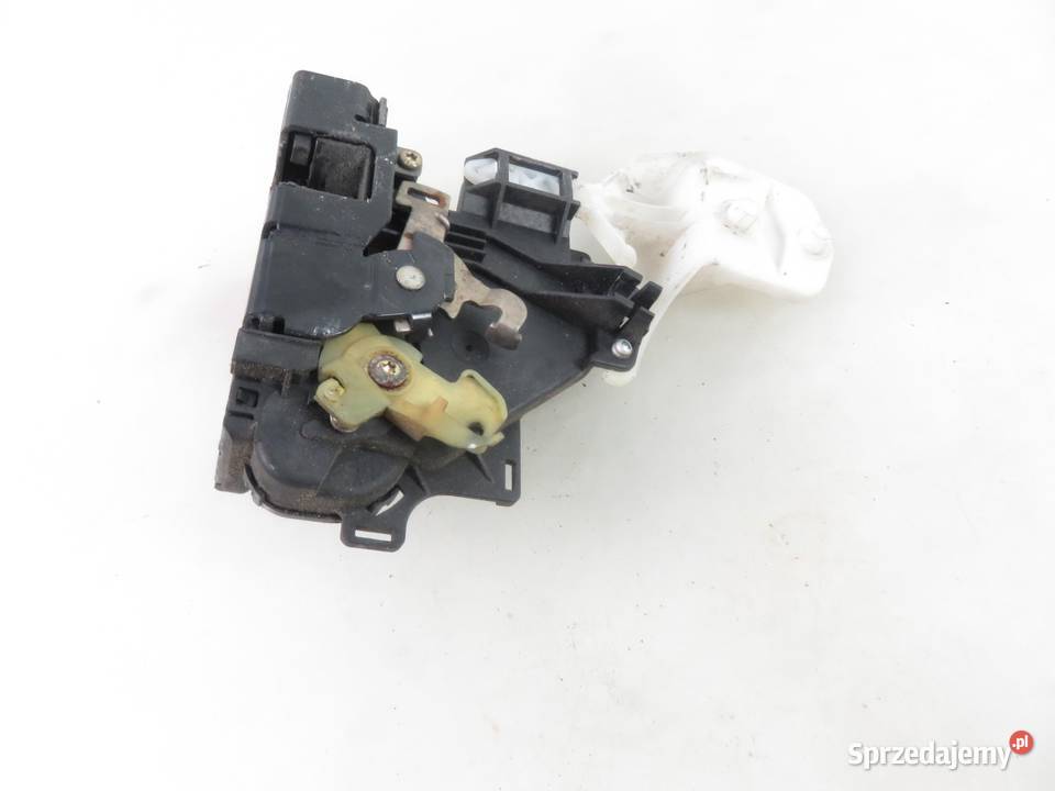 ZAMEK PRAWY PRZEDNI VW CADDY III 3B1837016 małopolskie