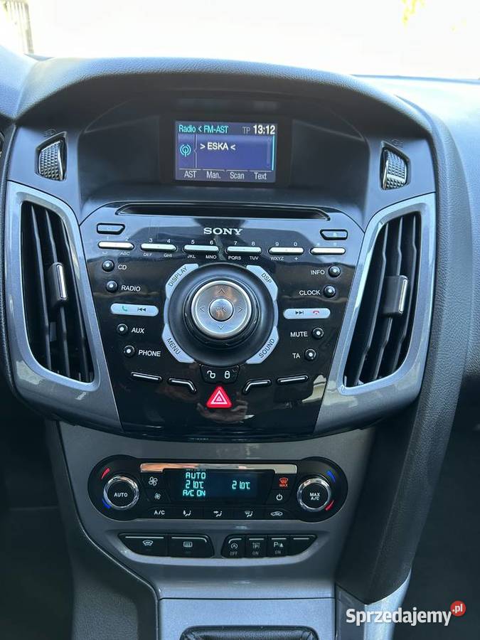 Ford Focus 10 Benzyna Titanium Climatronic bluetooth Focus sprzedam