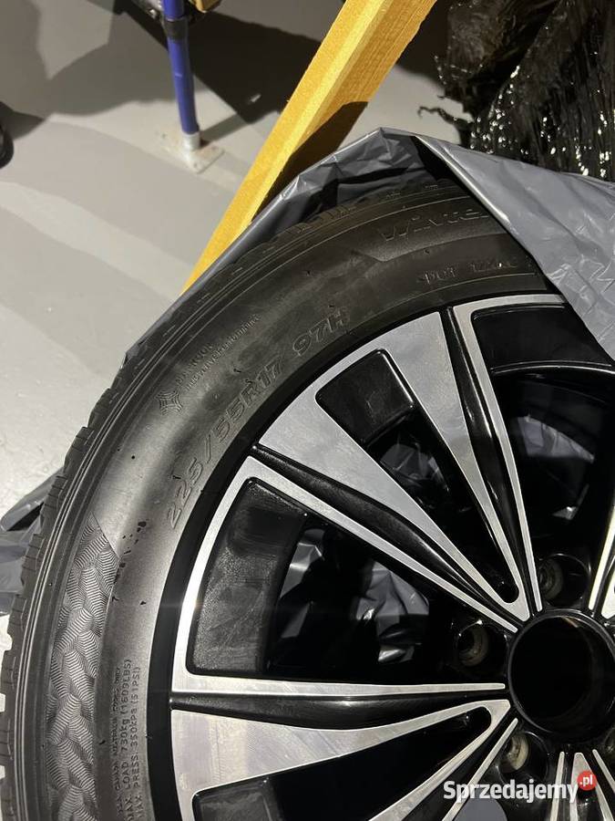 Orginalne felgi MERCEDES Stan idealny opony Średnica 17" Luboń sprzedam
