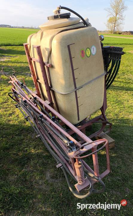 Sprzedam opryskiwacz zawieszany 400 L Słupca