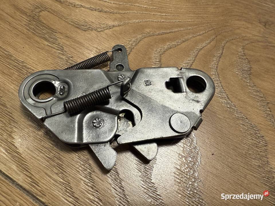 Fiat 126 p zamek bagażnika przód Oryginał osobowe śląskie Sosnowiec sprzedam