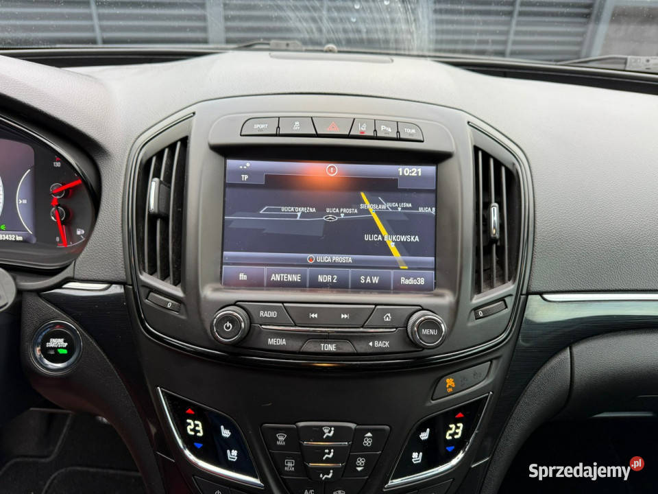 Opel Insignia 4X4 170 Najbogatsza Wersja Niski bluetooth Przeźmierowo