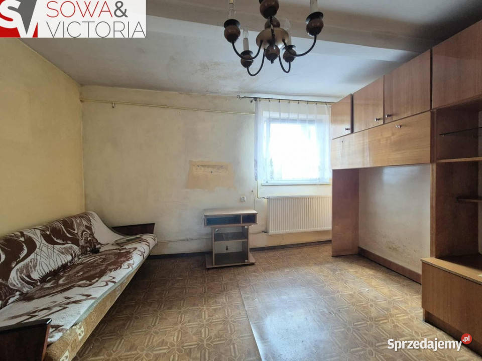 Mieszkanie o powierzchni 4850 m 2 do remontu Mieszkania Mieroszów