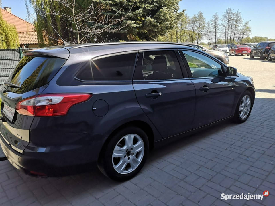 Ford Focus 10 12V 125 Klimatronik Halogeny aluminiowe felgi Strzegom