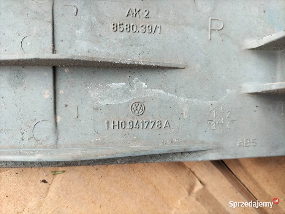 ODBLASK ZAŚLEPKA VW GOLF 3 1H0941778A Kamień-Kolonia