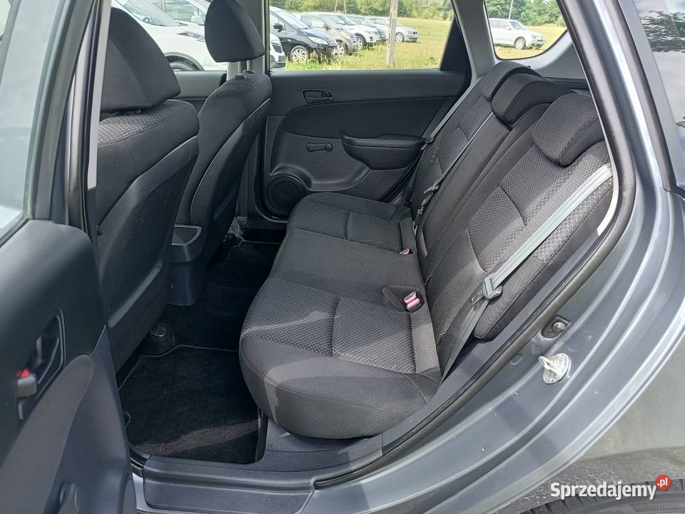 Hyundai i30 CW 16 CRDi koła zimowe gniazdo USB Podkonice Miejskie