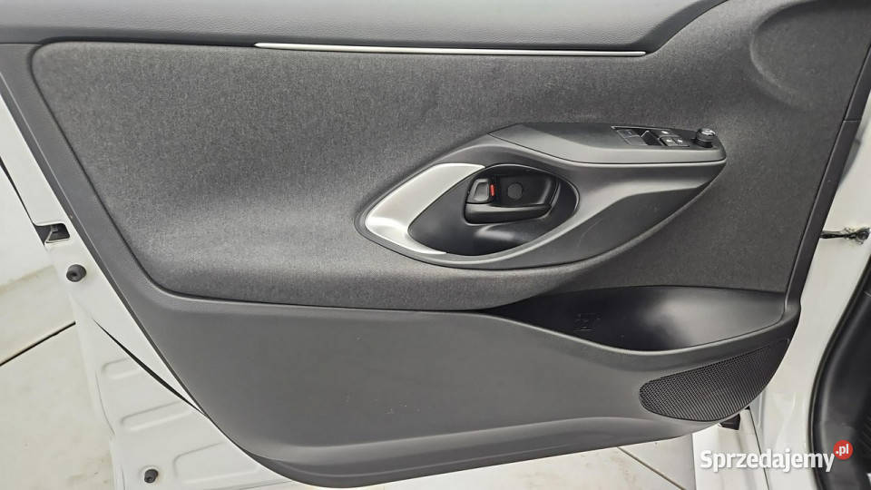 Toyota Yaris 15 Comfort Z Polskiego Salonu centralny zamek Warszawa sprzedam