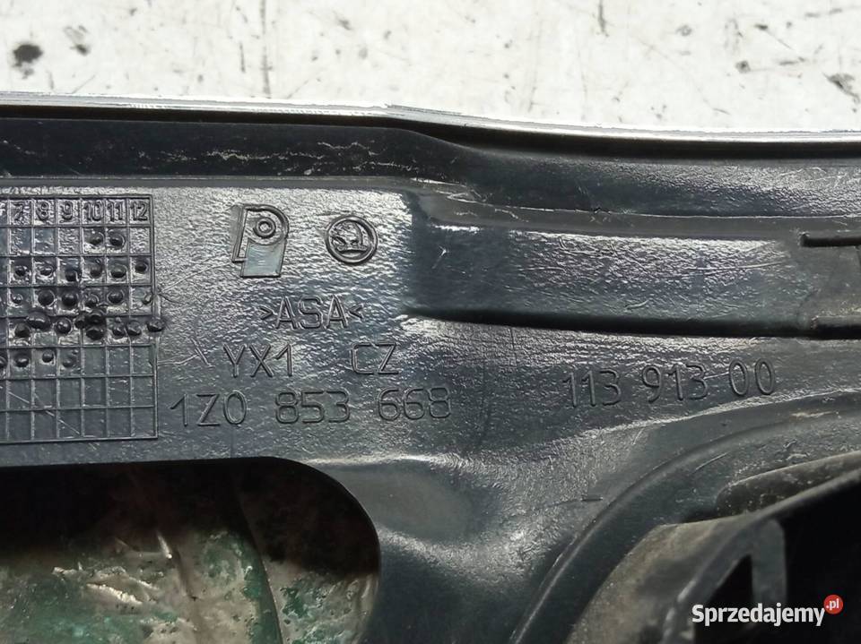 ATRAPA GRILL PRZED LIFT 1Z0853668 Skoda Octavia Motoryzacja sprzedam