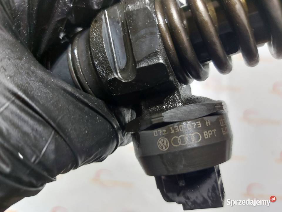 VW Touareg 50 TDI V10 AYH 313 195 07Z130073H osobowe świętokrzyskie Kielce