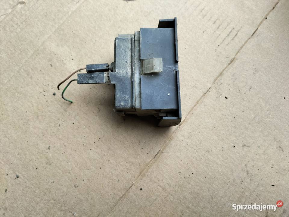 OPEL ASTRA F LAMPKA TABLICY REJESTRACYJNEJ Kamień-Kolonia