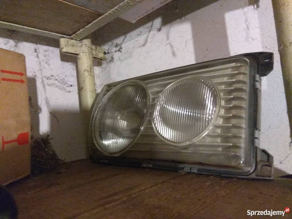 Lampa Mercedes W123 beczka prawa Kraków