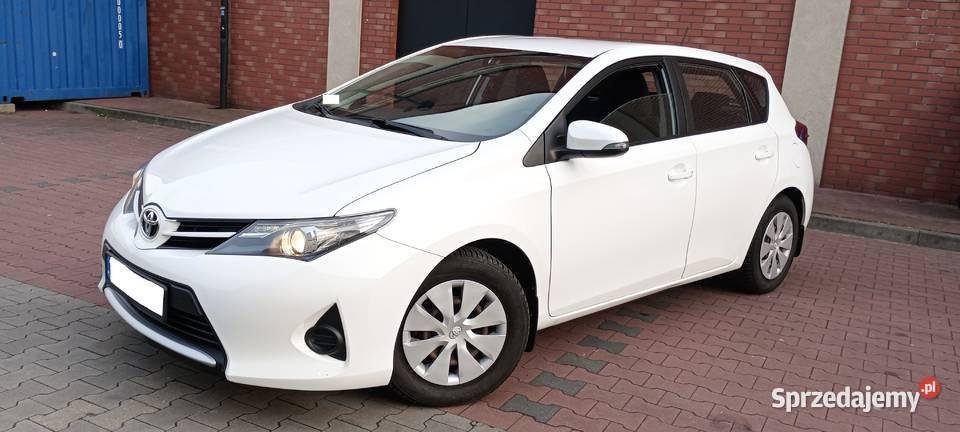 Toyota Auris 14 D4D 201314 Świetne Autko 4/5