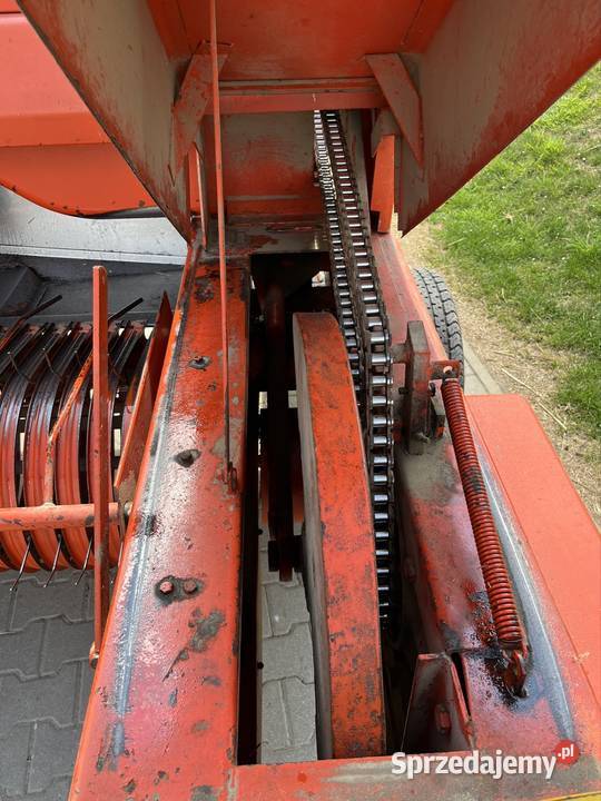 Prasa kostkująca Famarol