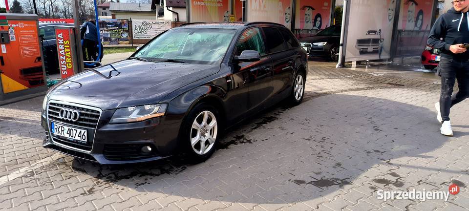 AUDI A4B8 AVANT 20 TDI SLINE Korczyna