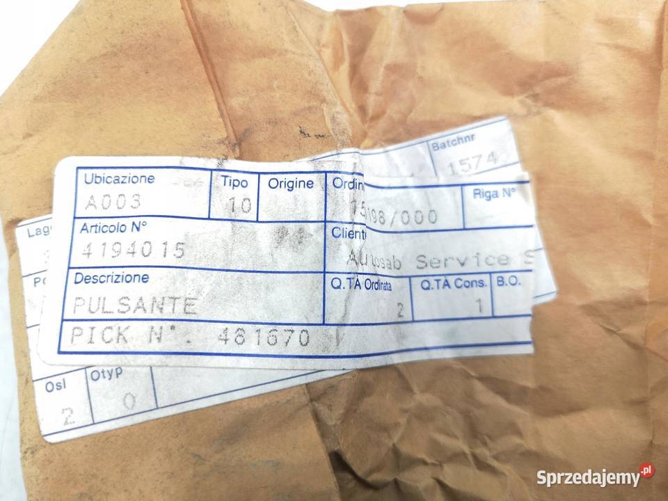 PRZYCISK KLAKSONU PRAWY SAAB 9000 9293 ORYGINAŁ osobowe