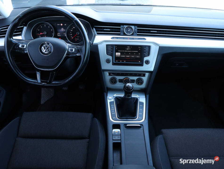 VW Passat 18 TSI manualna