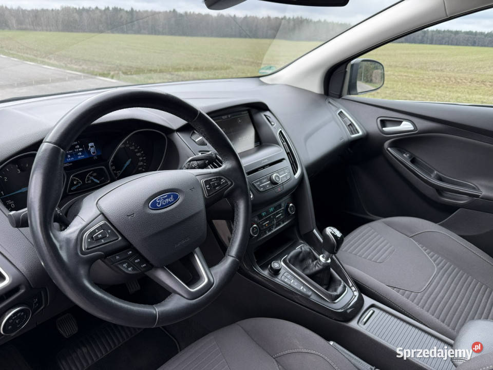 Ford Focus 20TDCI 150 186 Titanium Bezwypadkowy 4/5 Ocice