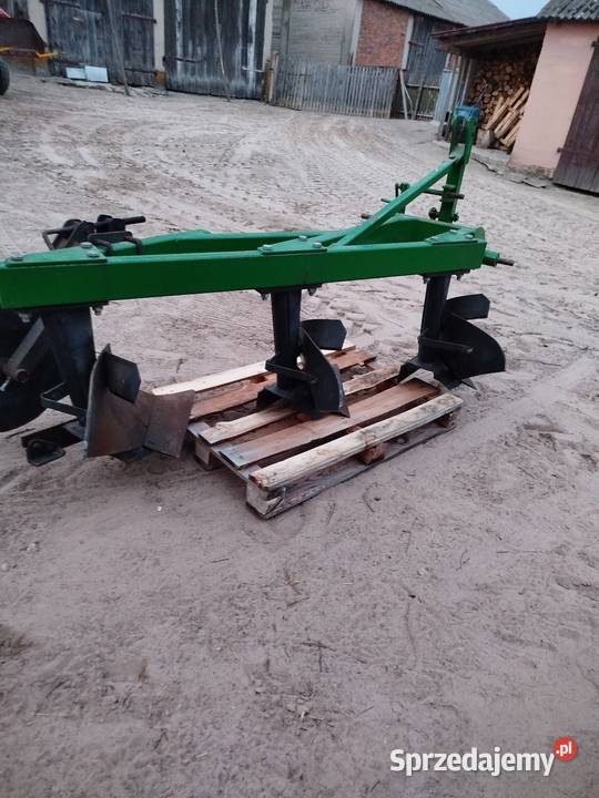 Pługi 3 skibowe praktycznie nowe Tarzymiechy Pierwsze