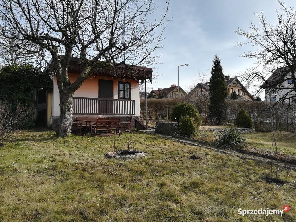 Sprzedam ładną działkę rekreacyjną Sosnowiec