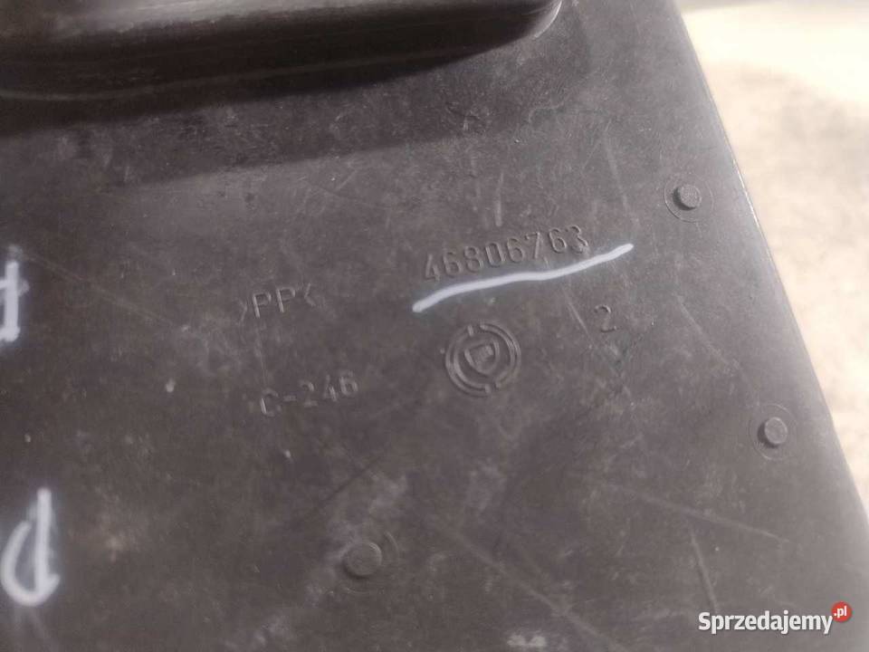PODSTAWA AKUMULATORA FORD KA 12 46806763 Motoryzacja