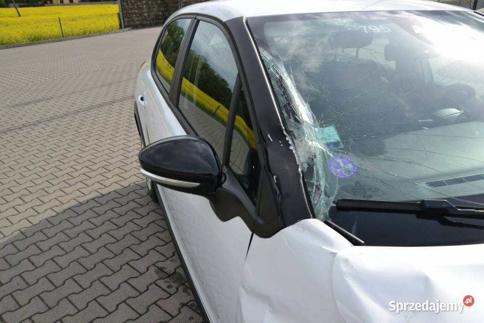 Citroen C3 lifting 12 benzyna 82 2osobowy C3 Kęty sprzedam