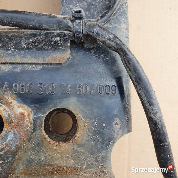 ACTROS MP4 MOCOWANIE UCHWYT WYWROTU KABINY Bieleń