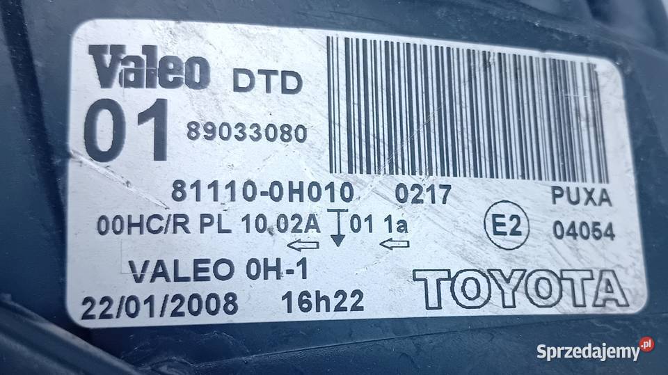 Toyota Aygo reflektor lampa prawy przód Przeźmierowo