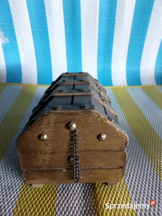 Szkatułkę sprzedam Borówno