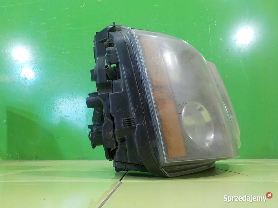 RANGE ROVER SPORT I 27 TDV6 06r 5D XENON lampa Suków