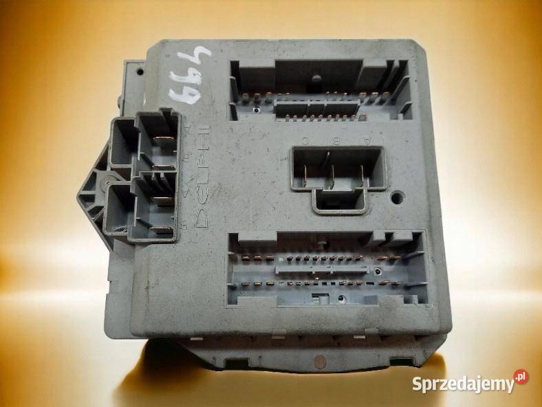 SKRZYNKA BEZPIECZNIKÓW 46766773 Fiat Punto II