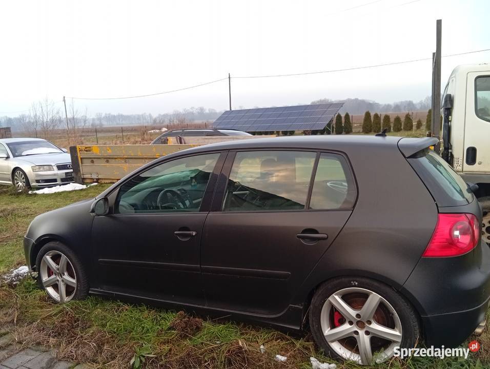 VW Golf GTI V 20 TFSI 200 czarny mat 220 Golf Syców