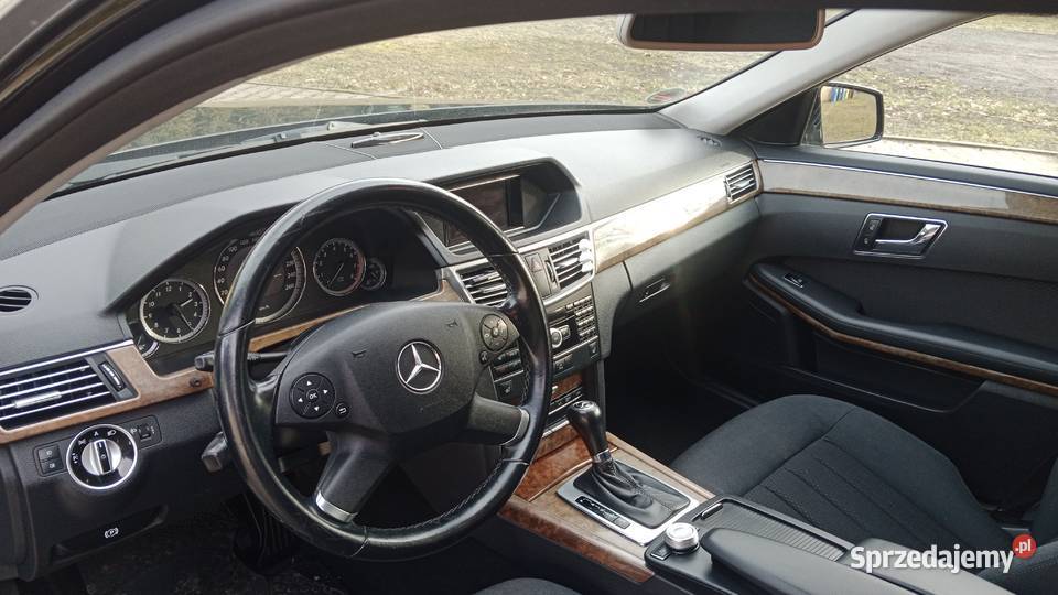 MERCEDES W212 18 BENZYNA 183 ELEGANCE Złotoryja sprzedam