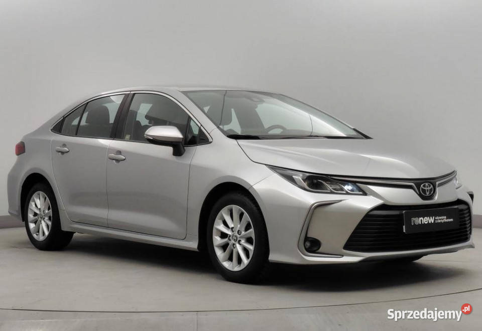 Toyota Corolla 2022r Salon Tempomat Kamera Warszawa sprzedam